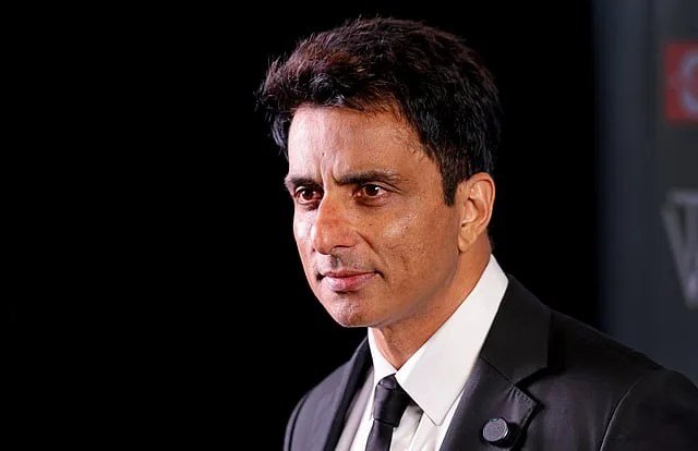 STAFF_TAB-250108-Sonu-Sood-VSAKLANI-9