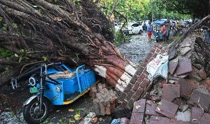 firozabad-accident_medium_0842_21