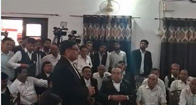 vakil