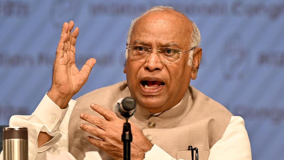 2026_8image_13_31_351408633kharge