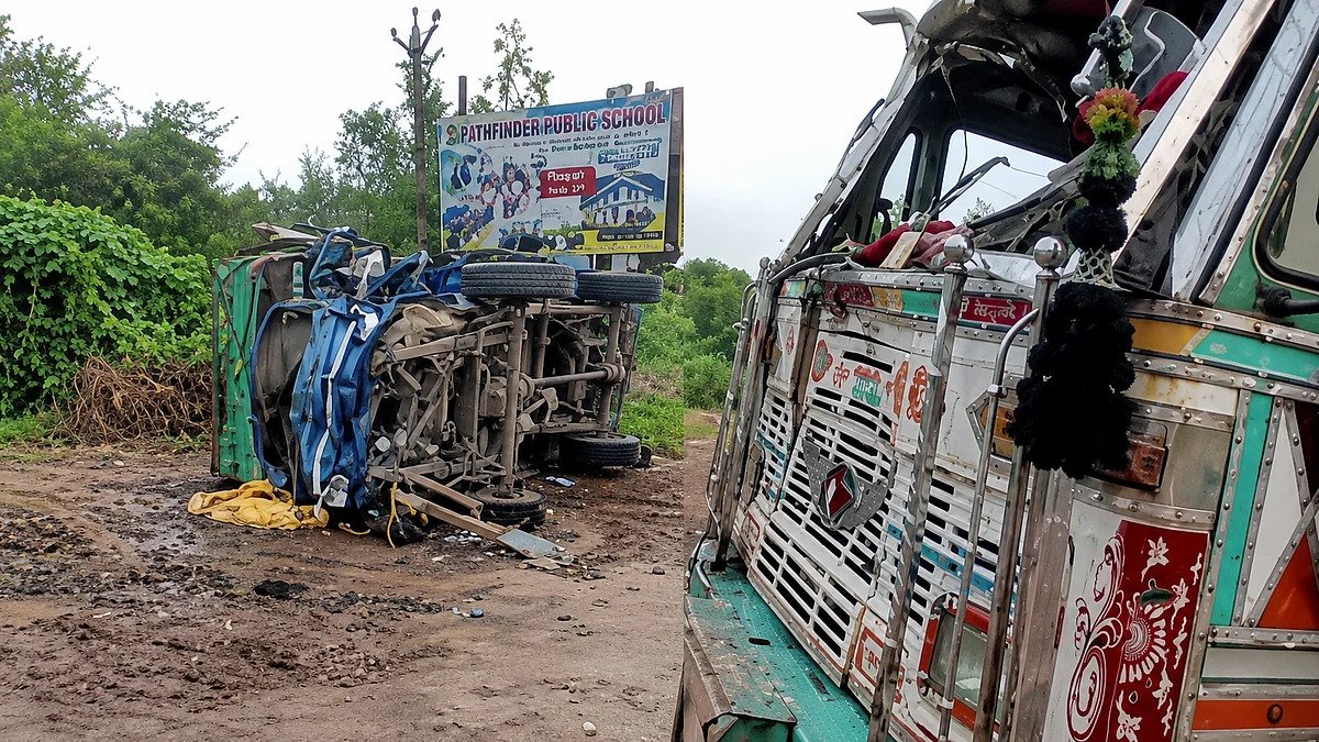navjivanindia_2026-08-18_z982zbnh_Bhind-Accident