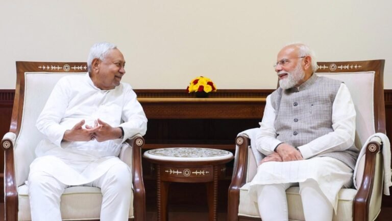 nitish-modi-1-2-1536x864