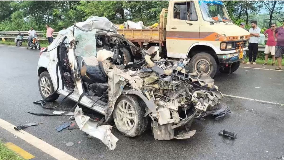 जमशेदपुर में भीषण सड़क हादसा, मंत्री दीपिका पांडेय की बेटी समेत 4 की मौत; ट्रक ने कार को मारी टक्कर …